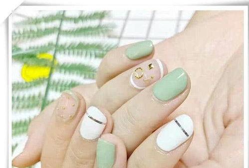 吃瓜唯唯美甲,指尖艺术新风尚